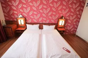 Hotel Miramar Am Römer