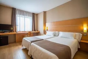 Отель Posadas De Espana Malaga