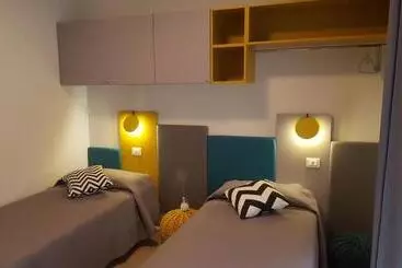 تختخواب و صبحانه Dolce Vita