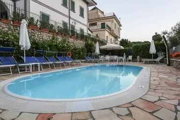 Hotel La Pergoletta