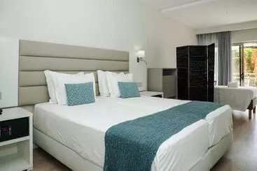 בית מלון כפרי Carvi Beach