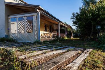 住宿加早餐 The Old Farm Asfodeli Adults Only