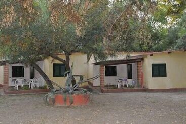 استراحتگاه Villaggio Irene