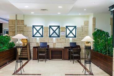 בית מלון כפרי Polat Thermal