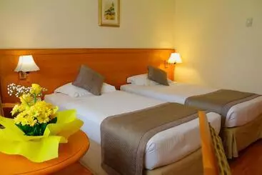 هتل Lou Lou A Beach Resort Sharjah