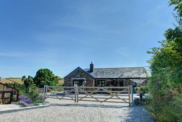 Cozy Cottage In Saint Essey With Terrace