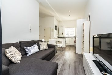 コテージ Modern 3bd House Near Heathrow And Tube Station