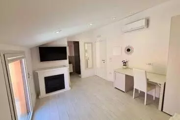 ホテル Isola Nel Parco Villas & Rooms