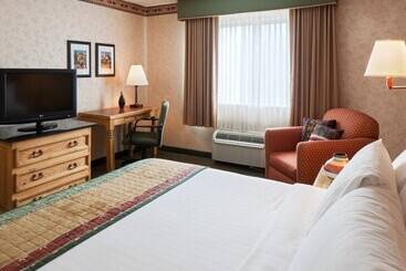 هتل Courtyard Santa Fe