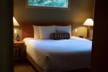 Hotel Long Beach Lodge Resort