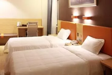 Hotel 7days Premium Guangzhou Fangcun Guanggang New City Hedong Subway Station Branch