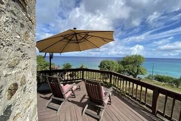 هتل Feather Leaf Inn