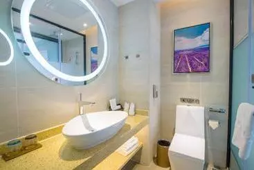 Lavande Hotels Huizhou Gold Coast