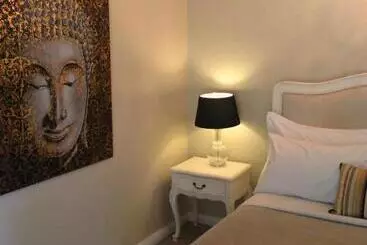 Pensão Llewellin S Guest House