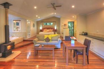 ベッドアンドブレックファースト Montagues Of Montville