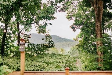 הוסטל Sylvan Valley Lodge & Cellars