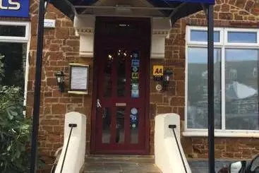 Pensiune Marine Bar Pub With Rooms