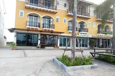 Отель Youinhouse