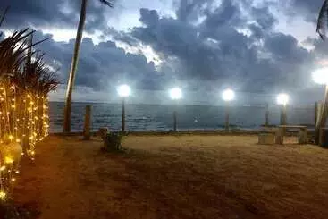 Bed & Breakfast C J Beach Resort