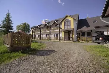 Motel Pod Stromíšom