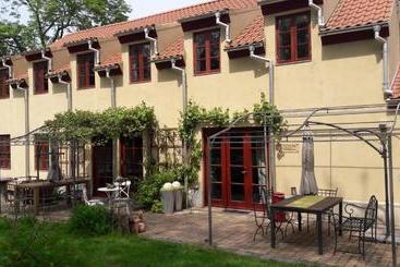 膳宿费 Herberge Agape