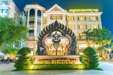 هتل Monoreach Angkor