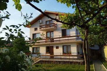 Pensjonat Guesthouse Argacho