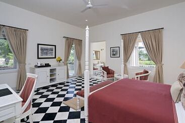 Hotelli Sariska Manor Luxury Cottages Tehla