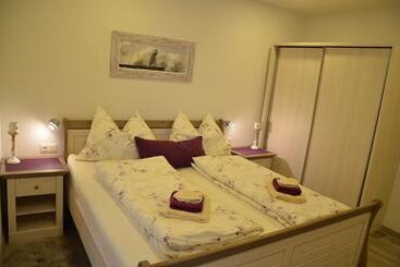 Pension & Restaurant La Amalia