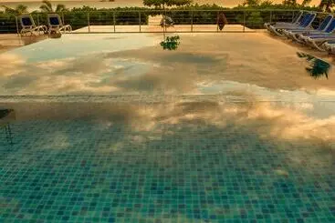 ホテル Acajou Beach Resort