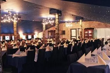 Отель Hullu Poro