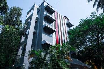 Hotel Highway Residency