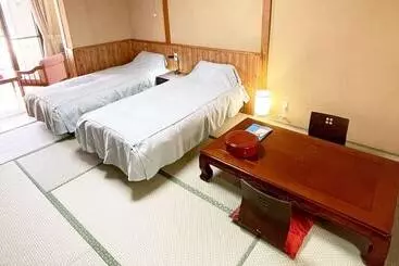 Hostal Shimodasou