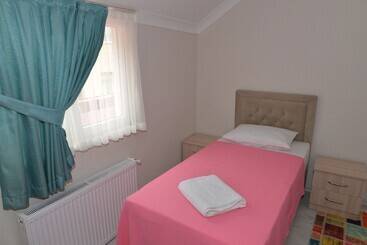 هتل آپارتمان Gold Apart