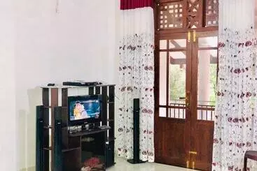 ペンション Family Ties Guest Inn