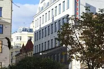 هتل آپارتمان Kronverk