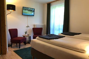 پانسیون Sonnberg Lodge