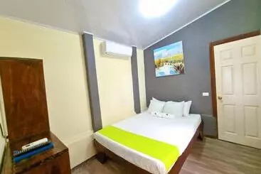 Hotelli Cabinas Coco Alegre
