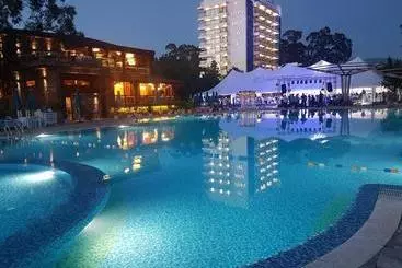 هتل آپارتمان Dreamland Oasis 7 Chakvi