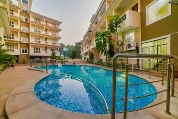 Aparthotel The Avenue Orlim