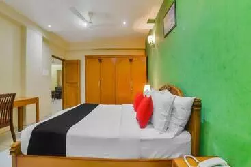 Aparthotel The Avenue Orlim