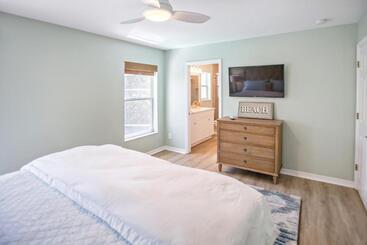 Pensionat Stunning Newly Designed And Renovated Home Seconds To The Gulf Of Mexico