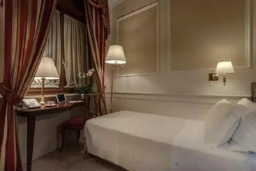 هتل Residenza Paolo Vi