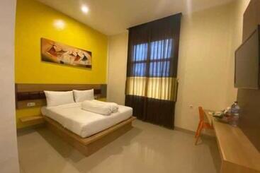 호텔 Regency  Pringsewu