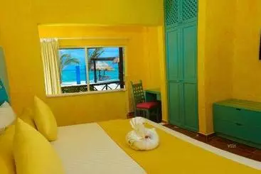 Hotel PavoReal Beach Resort