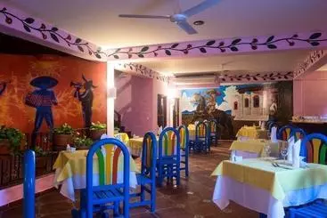 Hotel PavoReal Beach Resort