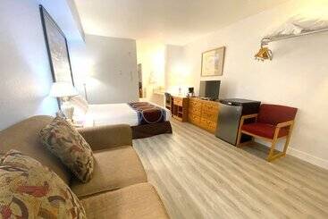 Motel Super 8 By Wyndham Sicamous