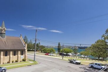 Boatrowers Hotel Stockton