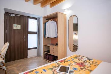 Hostel Casual Con Duende Cádiz