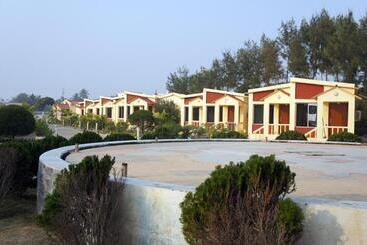 هتل Resort Hirak Jayanti